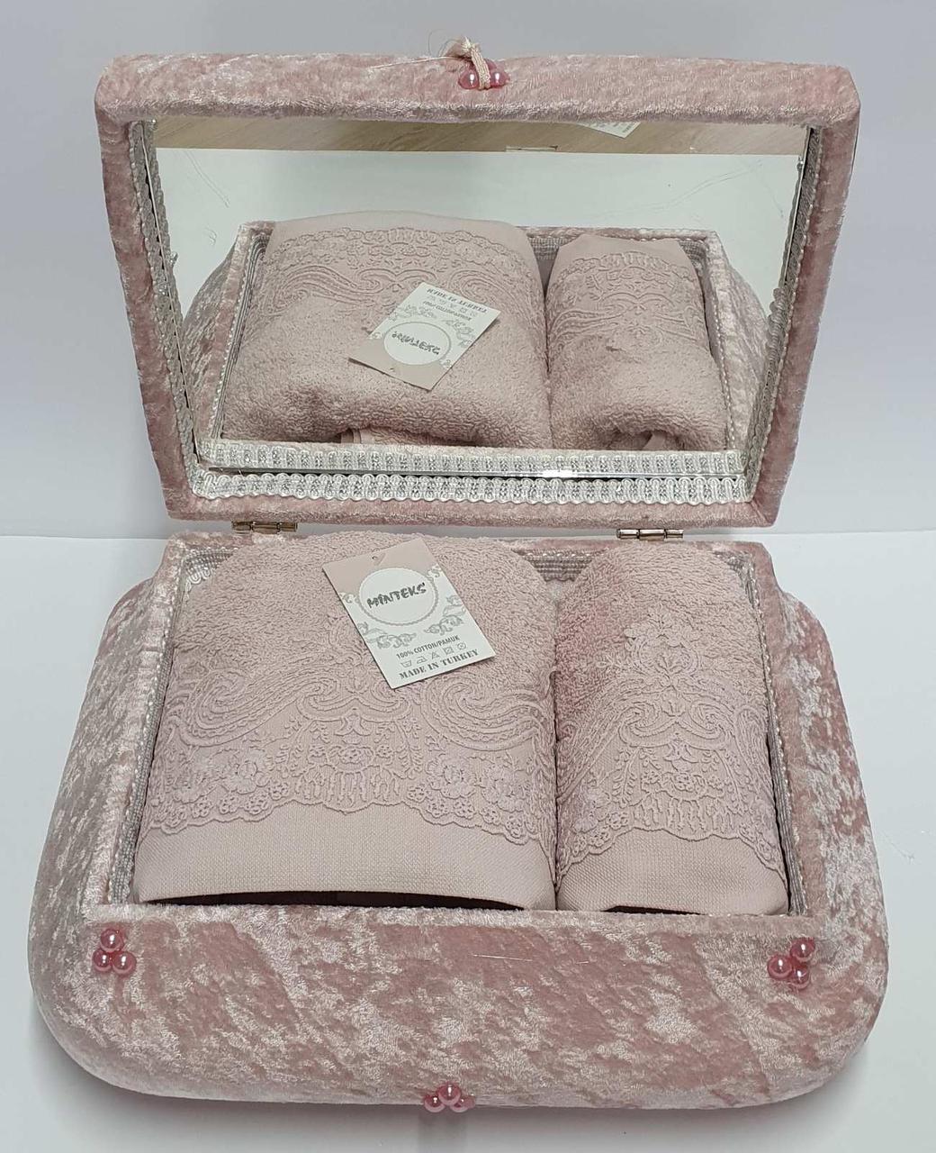 

Подарочный набор полотенец в сундуке Minteks Towel Set 50x90 + 70x140 розовый
