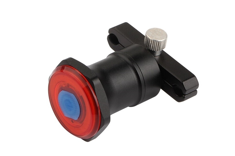 

Фонарь габаритный GUB 062 LED с крепление на рельсы седла (красный) LTSS-055