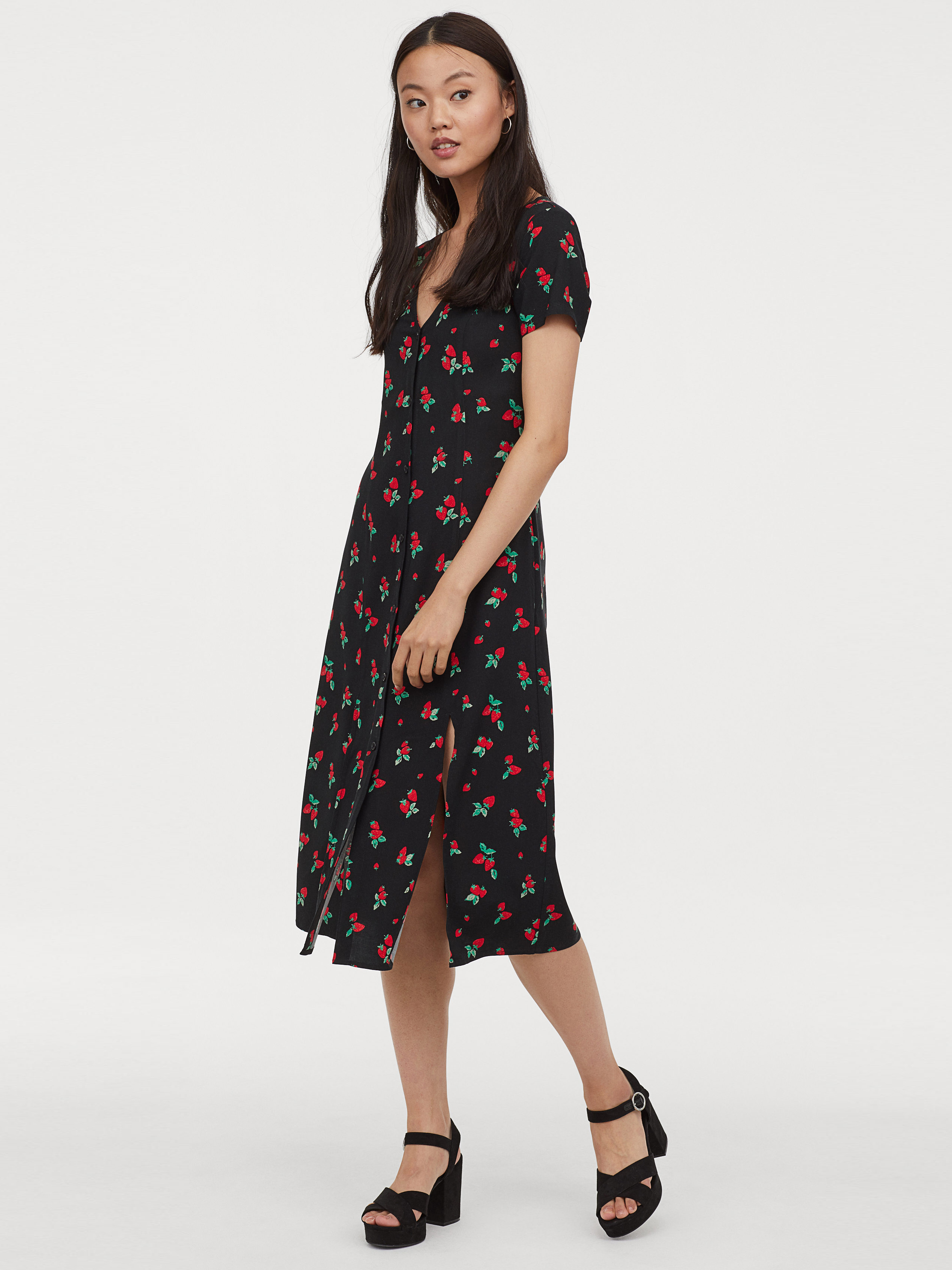 

Платье H&M 0756132-0  Черное, Платье H&M 0756132-0 38 Черное