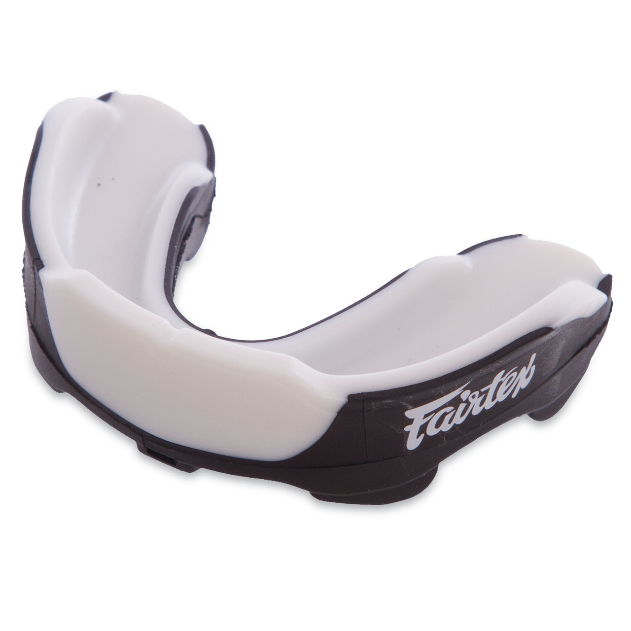 

Капа для боксу для зубів FAIRTEX Одностороння для єдиноборств Термопластик Чорно-білий (MG3)