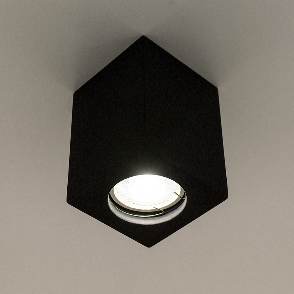 

Накладной точечный светильник LUMINARIA GYPSUM LINE Lester S1802 BK (Черный)