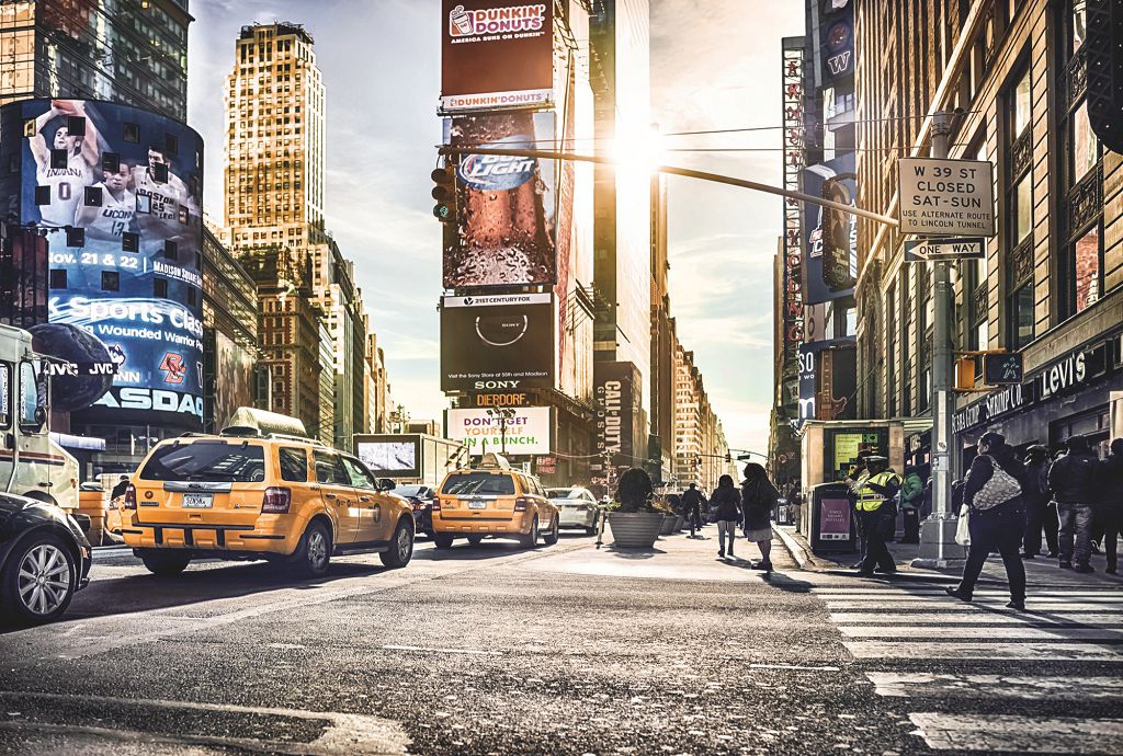 

Фотообои флизелиновые Komar Times Square 368х248 см 4 сегмента (XXL4-008)