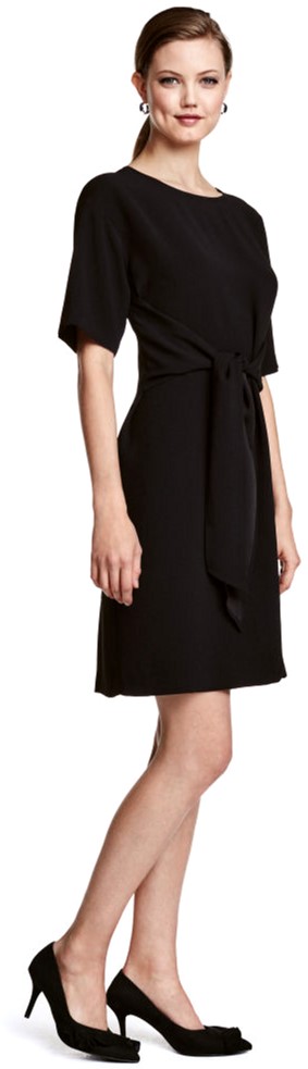 

Платье H&M 2hm053300148  Черное, Платье H&M 2hm053300148 40 Черное