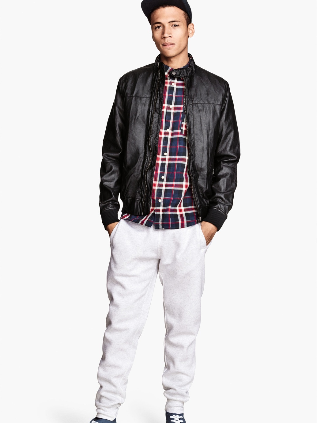 

Спортивные штаны H&M 0118458_бел.кругл.шнурок_01 S Светло-серые