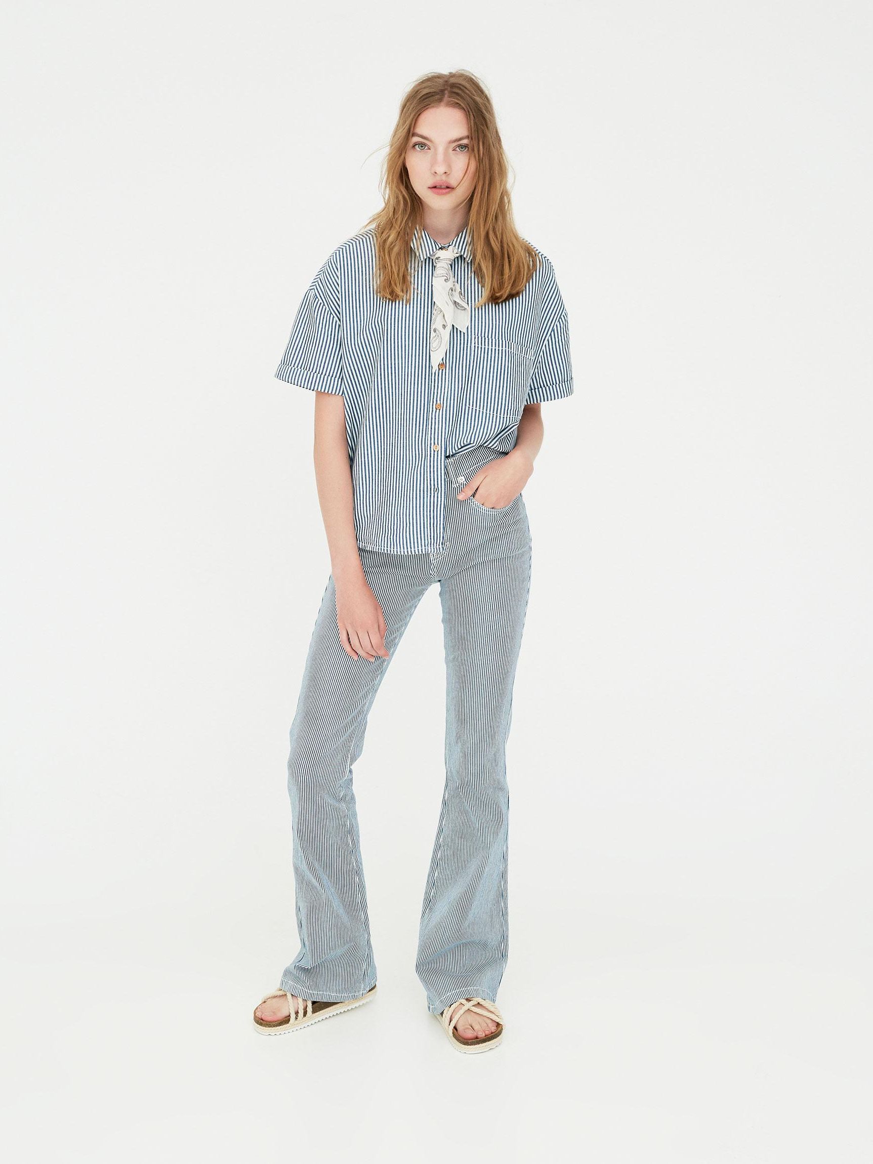 

Джинсы Pull & Bear 9687/303/250-ADGG 32 Синие с белым