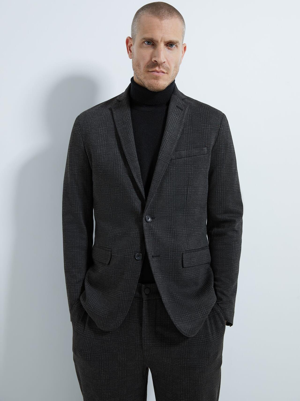 

Пиджак Zara 6861/337/801-AEHA 46 Серый с черным