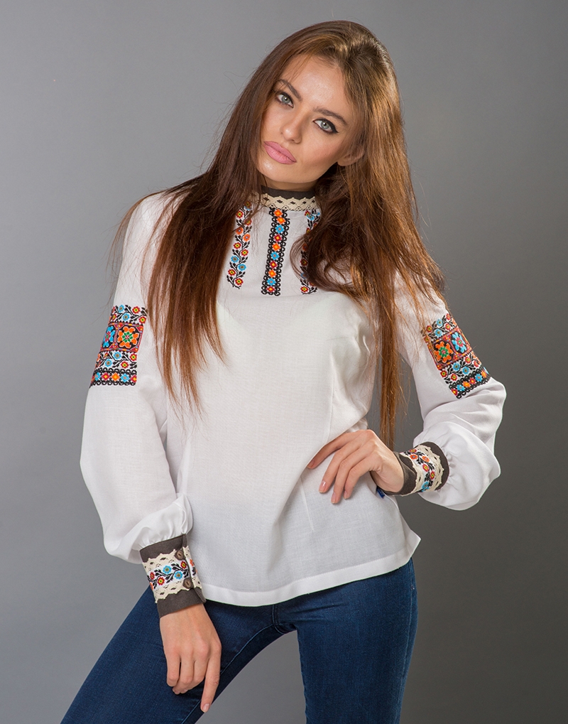 

Вишиванка Етно-Сіті Квіти Галичини L Біла (5704/L)