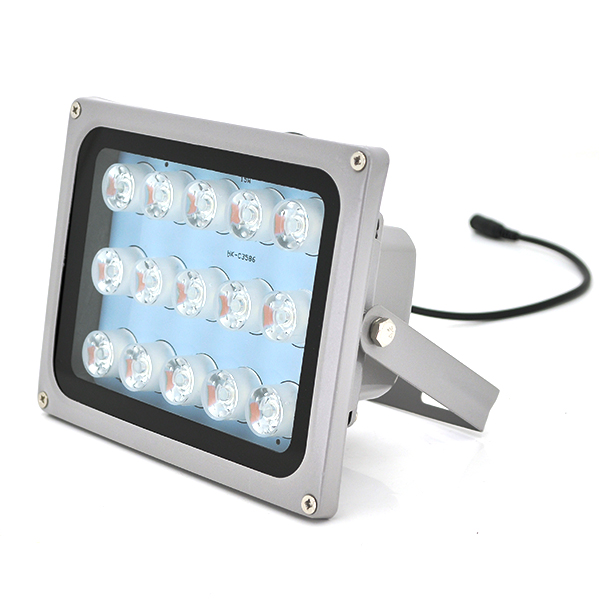 

Прожектор направленный с сумеречным датчиком YOSO 12V 18W, 15LED, IP66, угол обзора 60°, дальность до 50м, 180*115*140мм, BOX