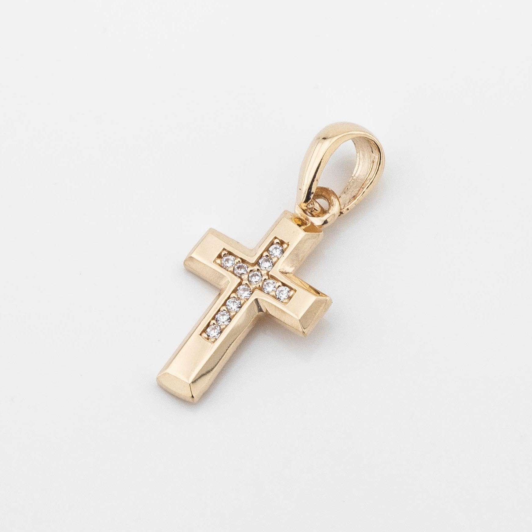 

Золотой крестик с фианитами p13939 Диамант