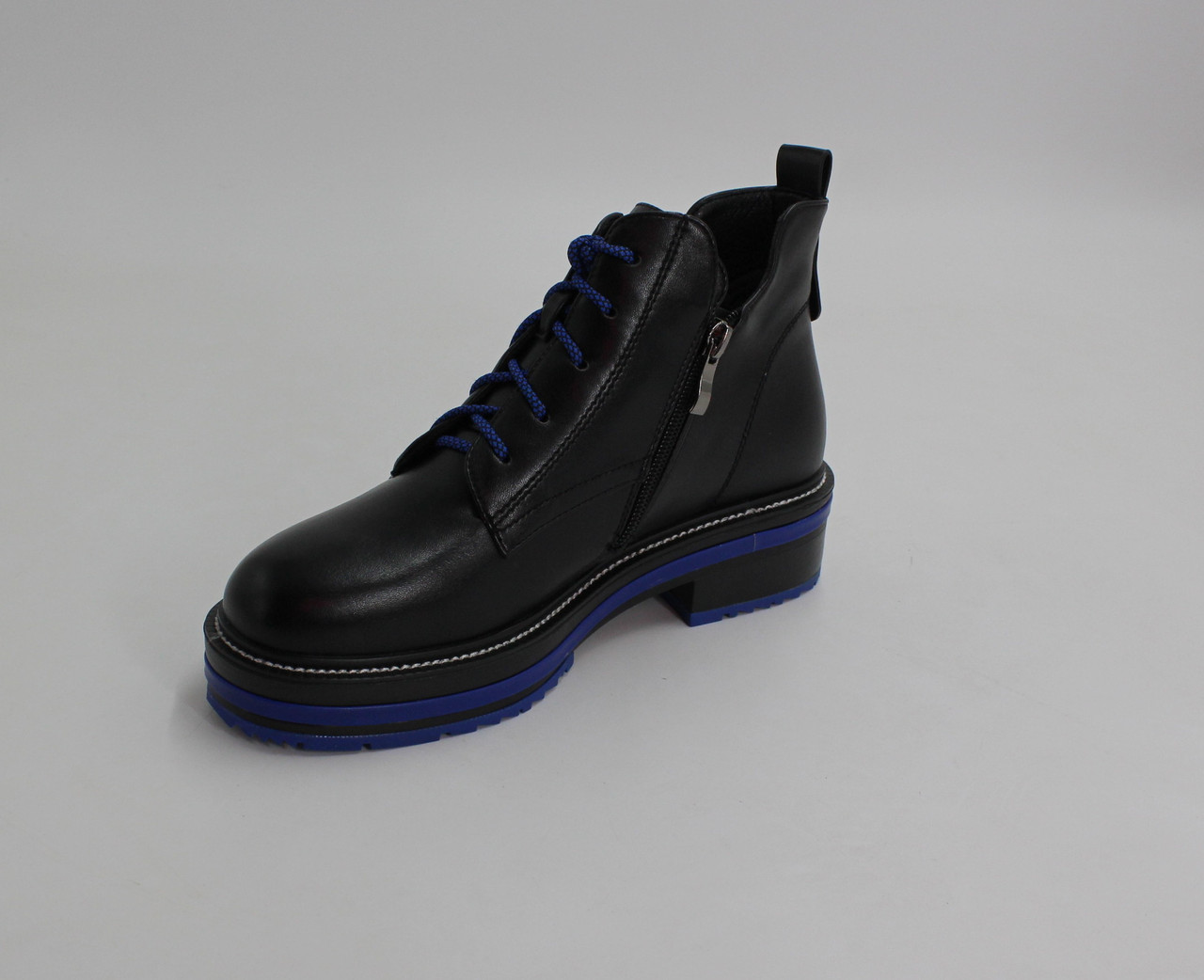 

Ботинки женские X017 Black Gabis / Модель 100768 38