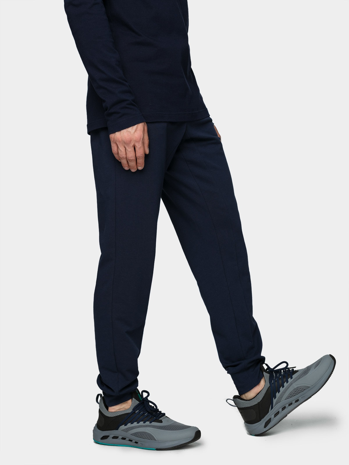 

Спортивные штаны Outhorn HOL21-SPMD600 S Navy