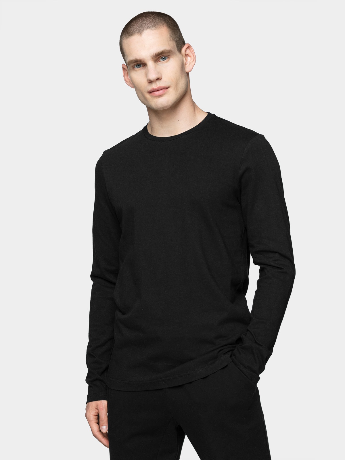 

Лонгслив Outhorn HOL21-TSML600 XL Deep Black