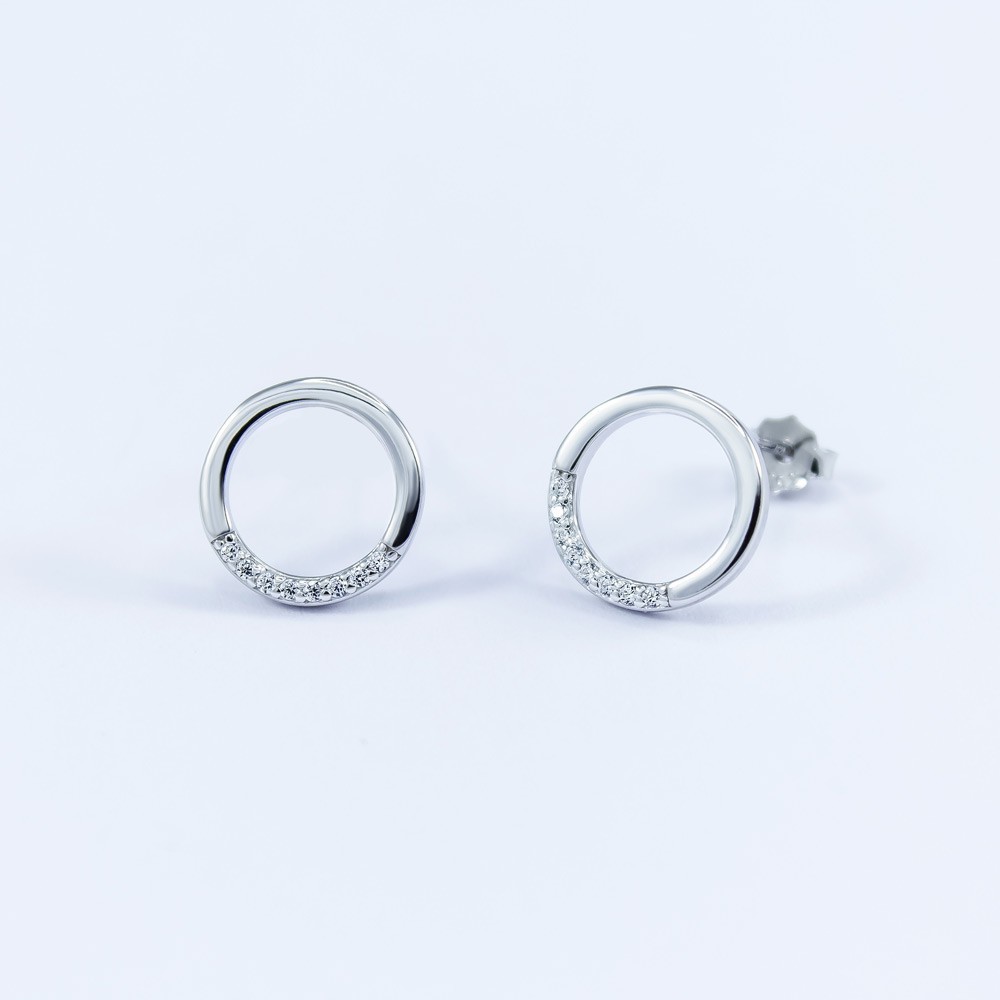 

Серьги серебряные INFINI родированные s2cr-30 пусеты