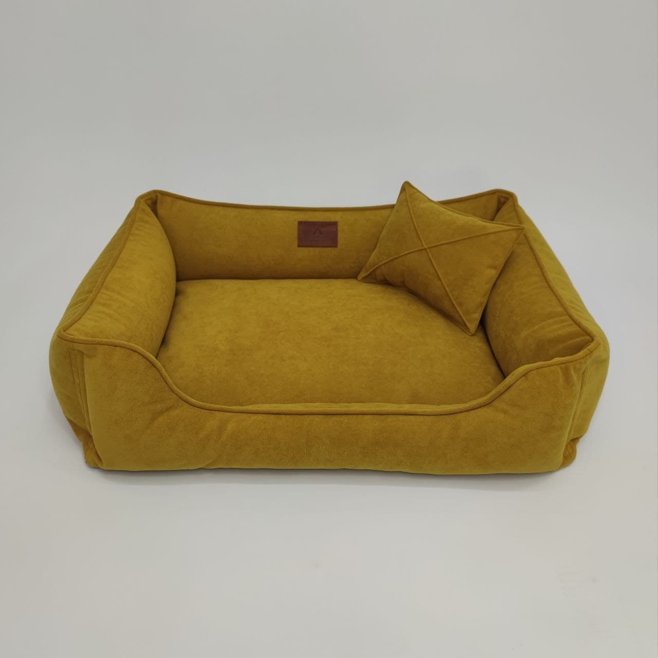 

Лежак для собак Mamo pets Comfortable Divotex Omega Велюр XXL (120x80x26) Honey