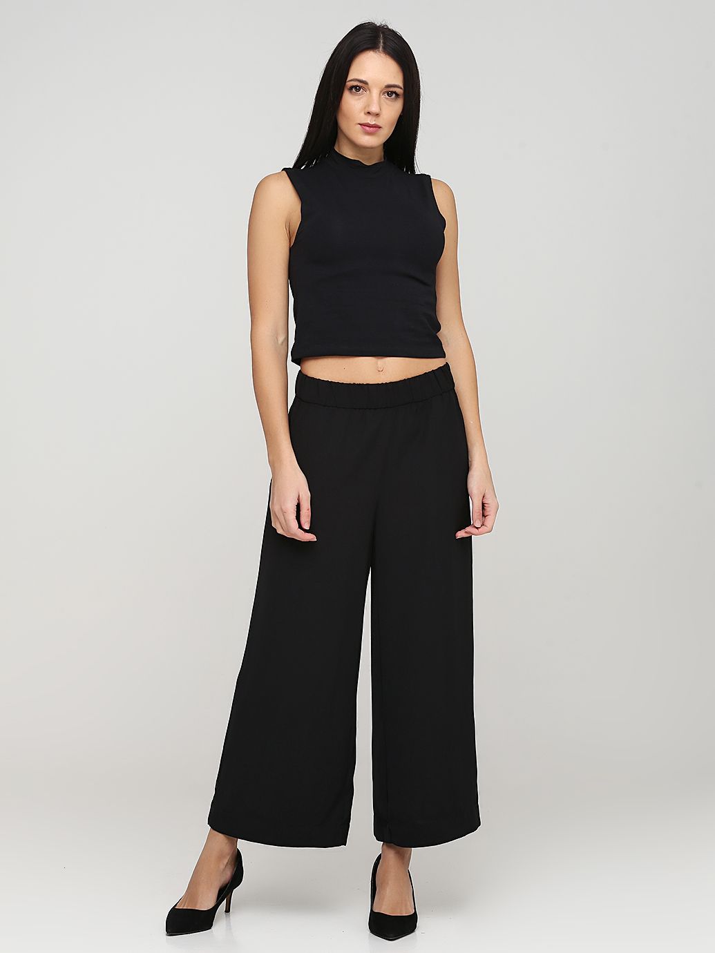 

Брюки Monki 5060366 S Черные