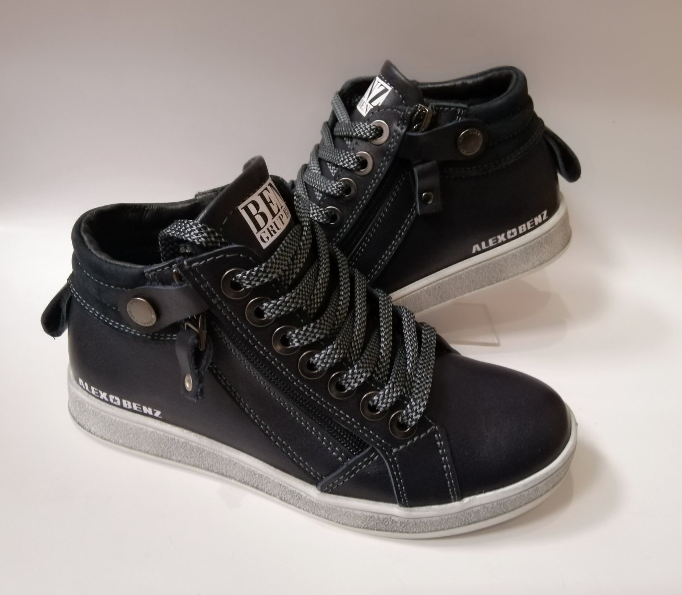 

Ботинки для мальчика Alex-Benz 41/2 темно-синие р.35-22,5 см