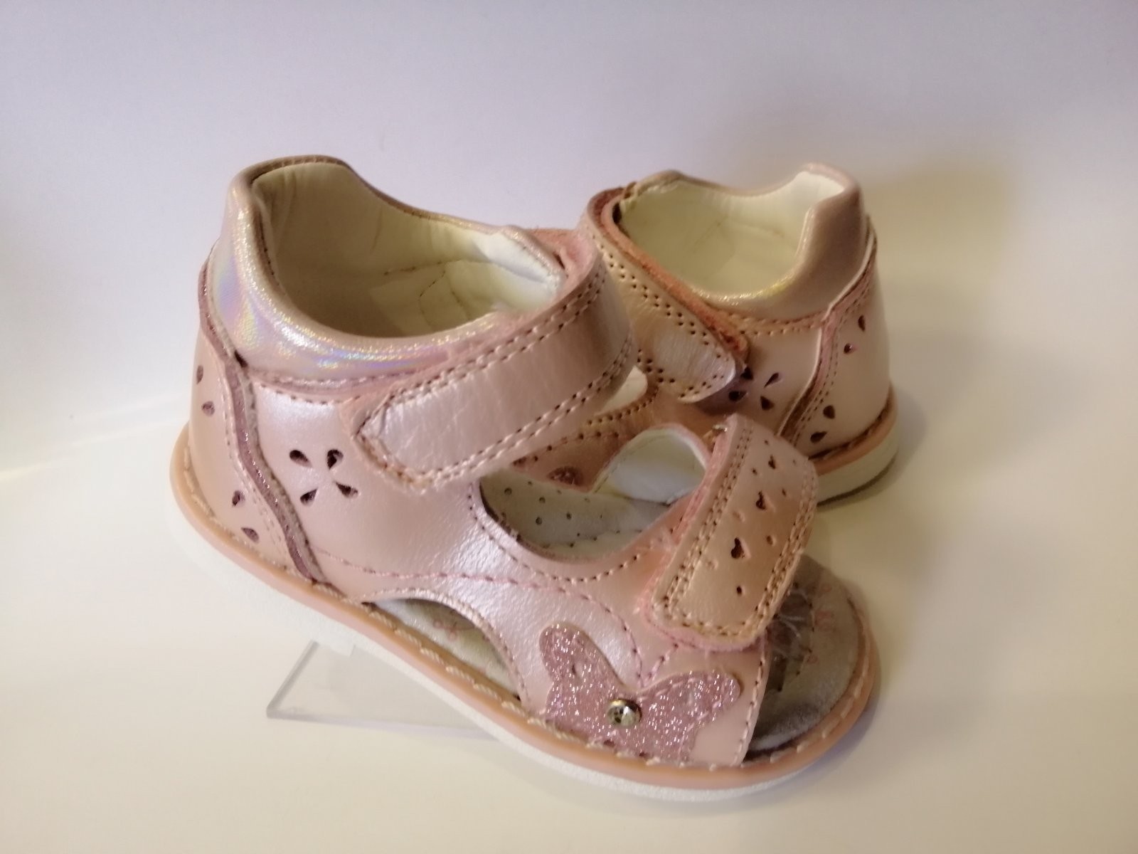 

Босоножки для девочки Clibee 15АВ pink розовые р.25-16 см