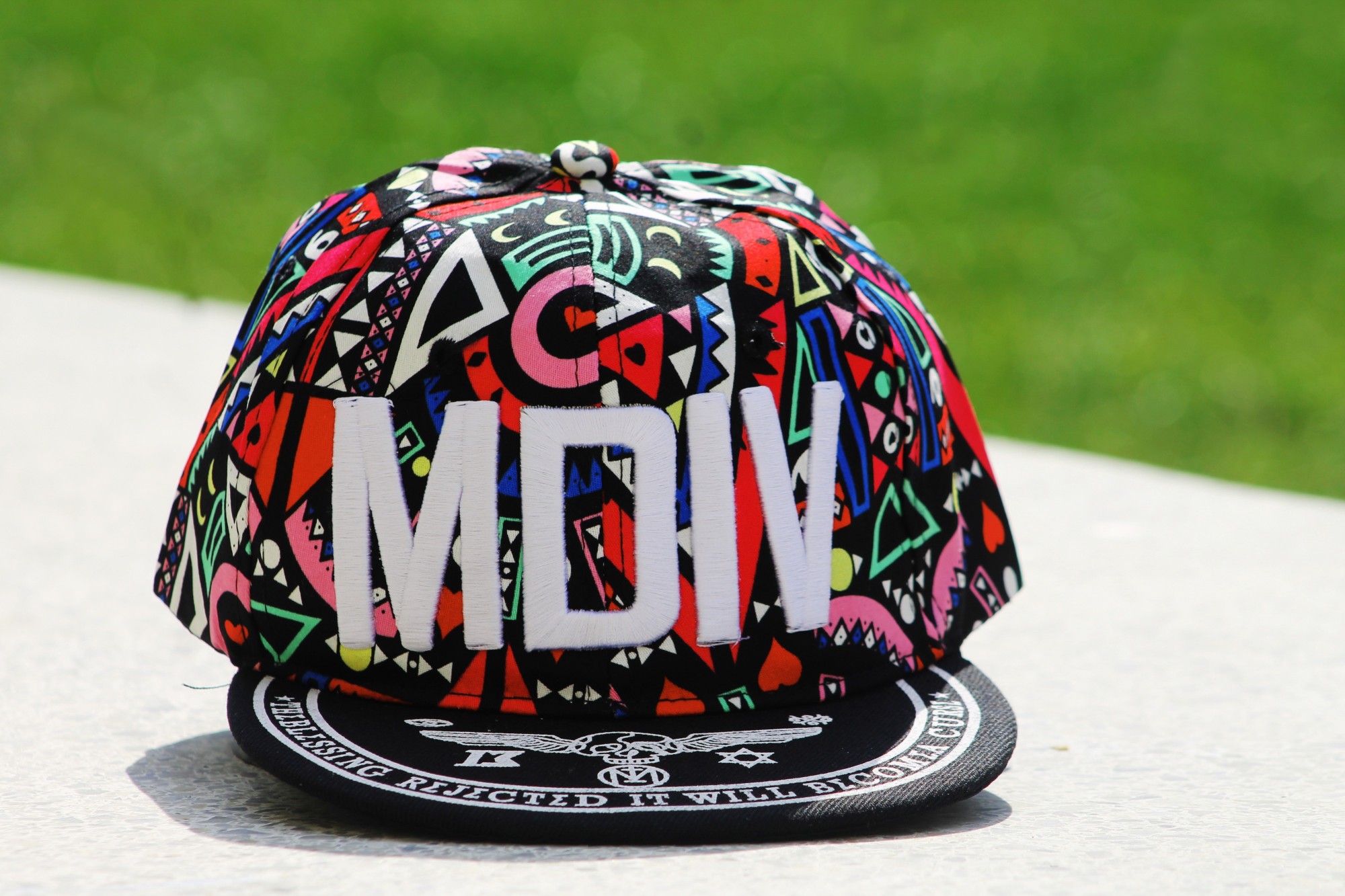 

Жіноча бейсболка snapback SM063