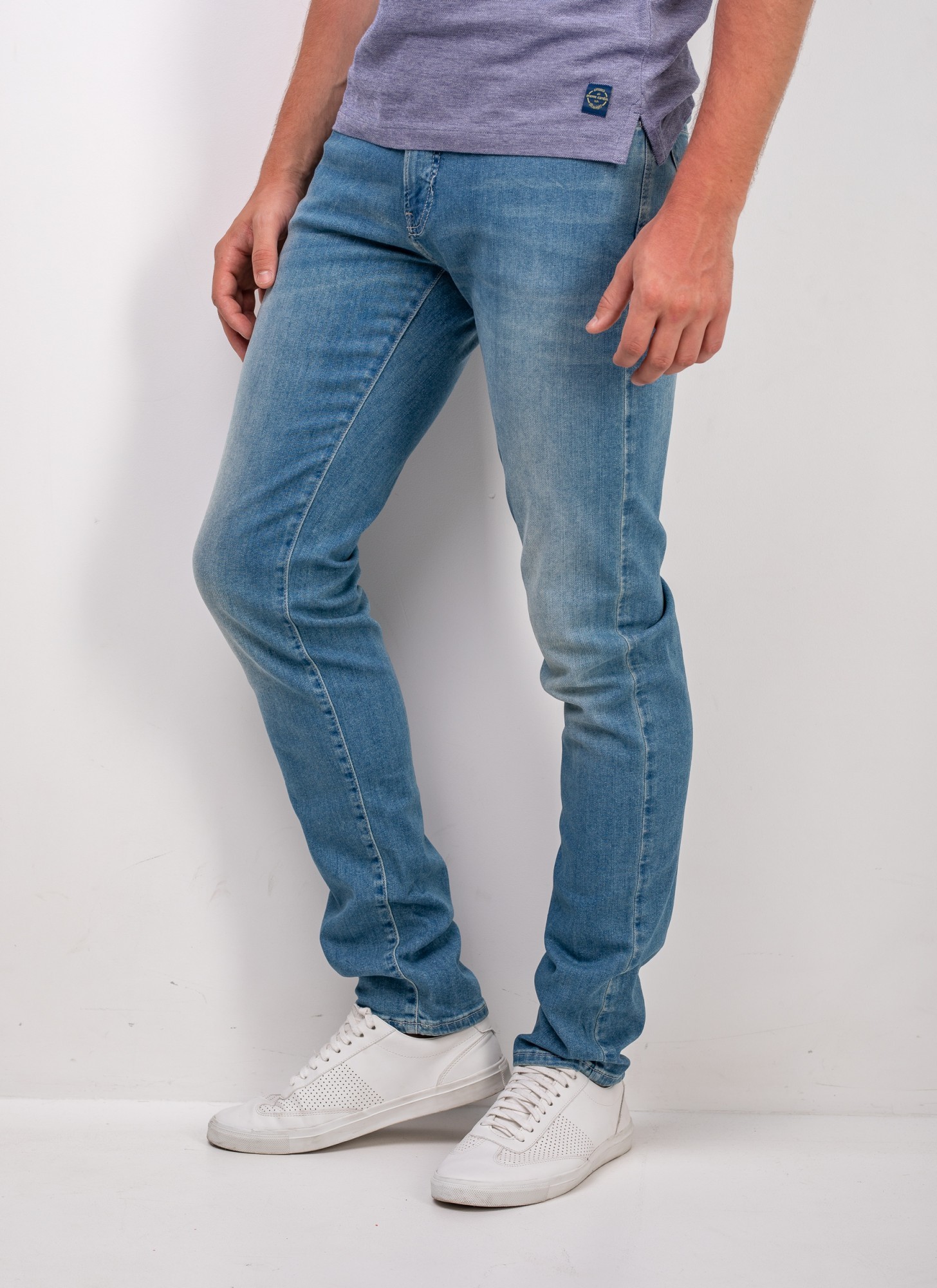 

Джинсы мужские фирменные от Pierre Cardin размер 36/36 (A:8880/34 M:3451)