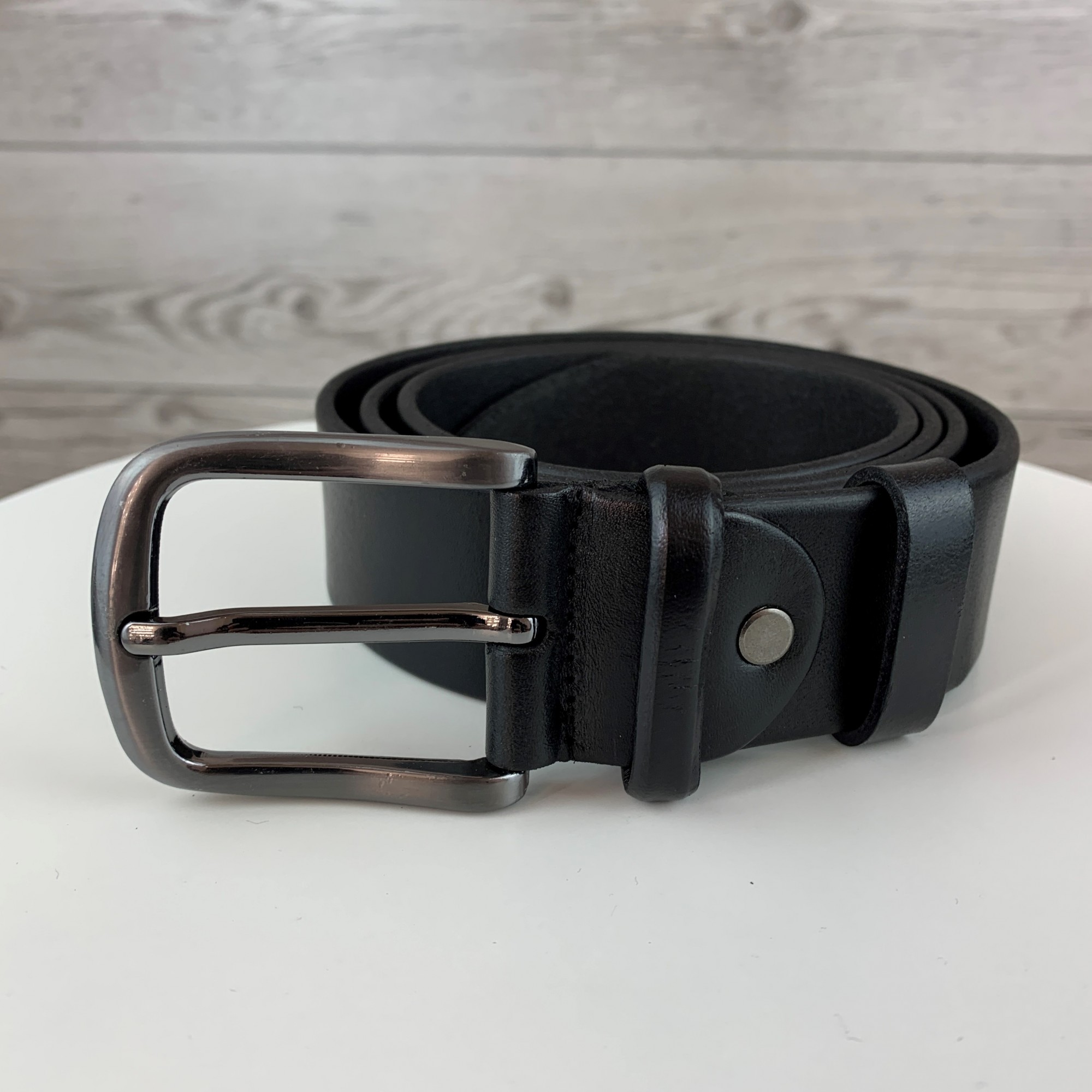 

Мужской кожаный ремень Belt Collection черный 125 см (R15)