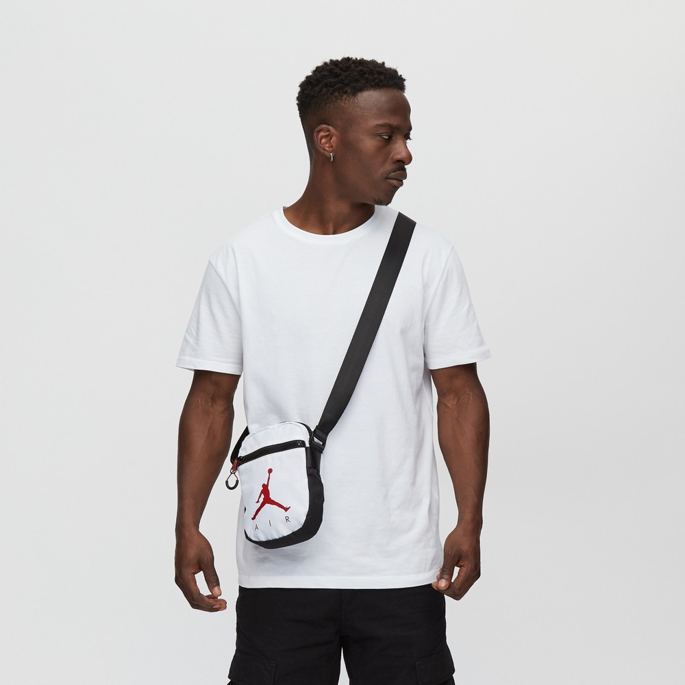 

Сумка Jordan Jumpman Air Festival Bag 9A0197-001