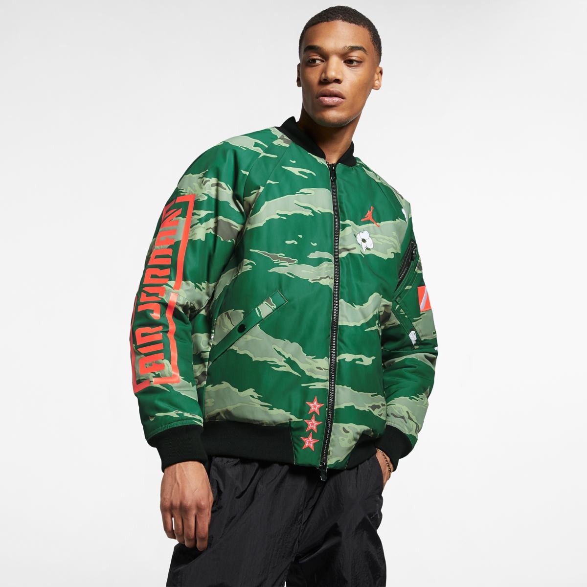 

Бомбер Jordan City Of Flight Graphic Bomber Jacket (S) AT9005-010