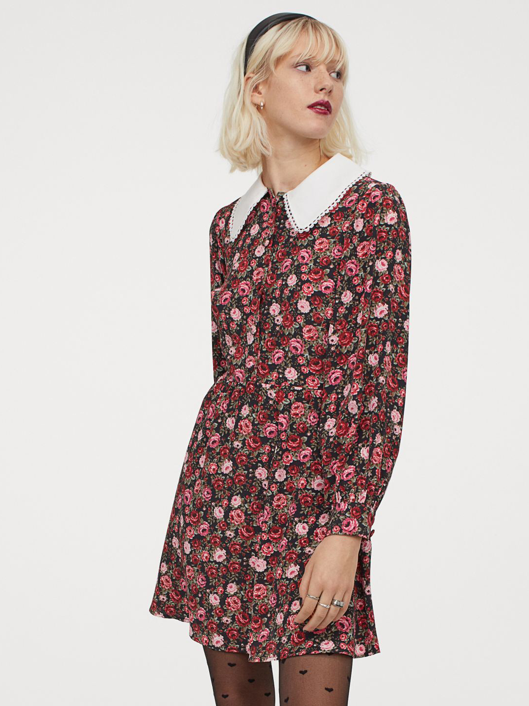 

Платье H&M 2104-9234382 50 Черное