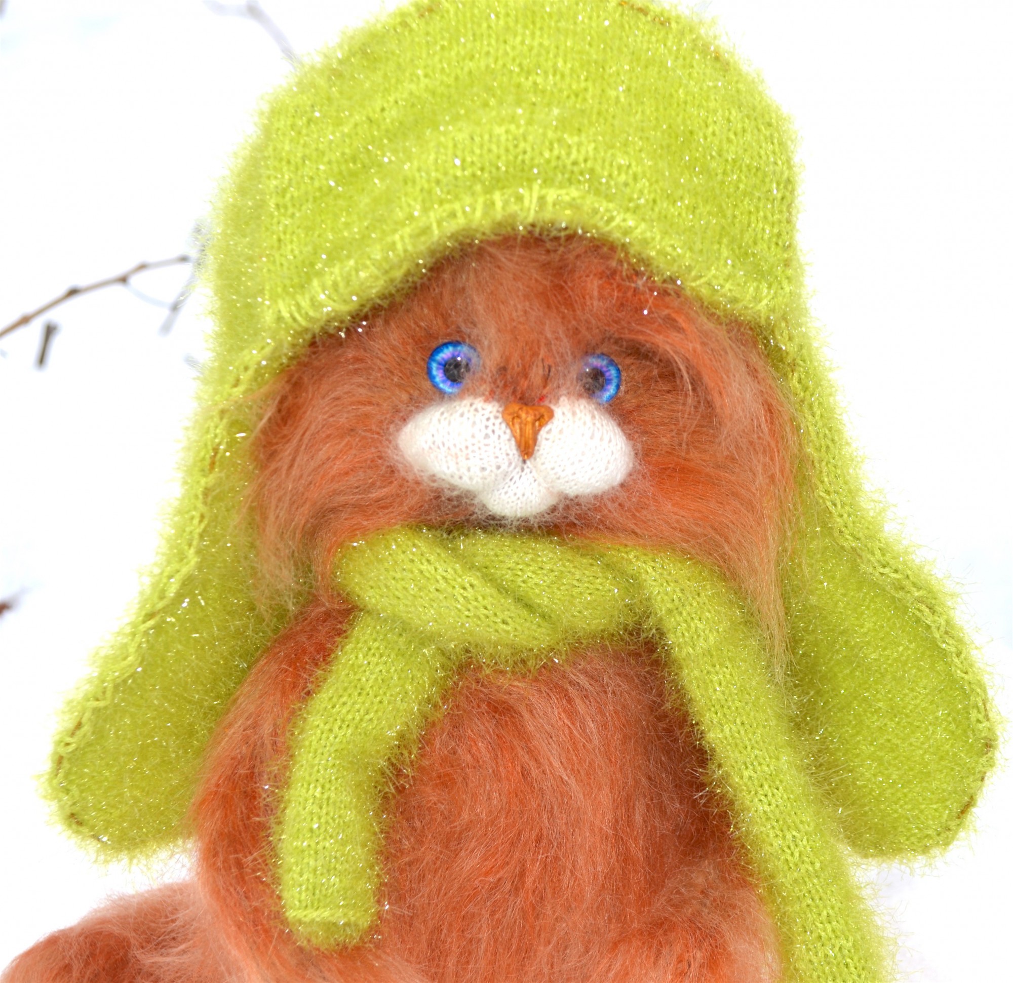 

Декоративная игрушка - Котик Барсик в шапке-ушанке, Совушка