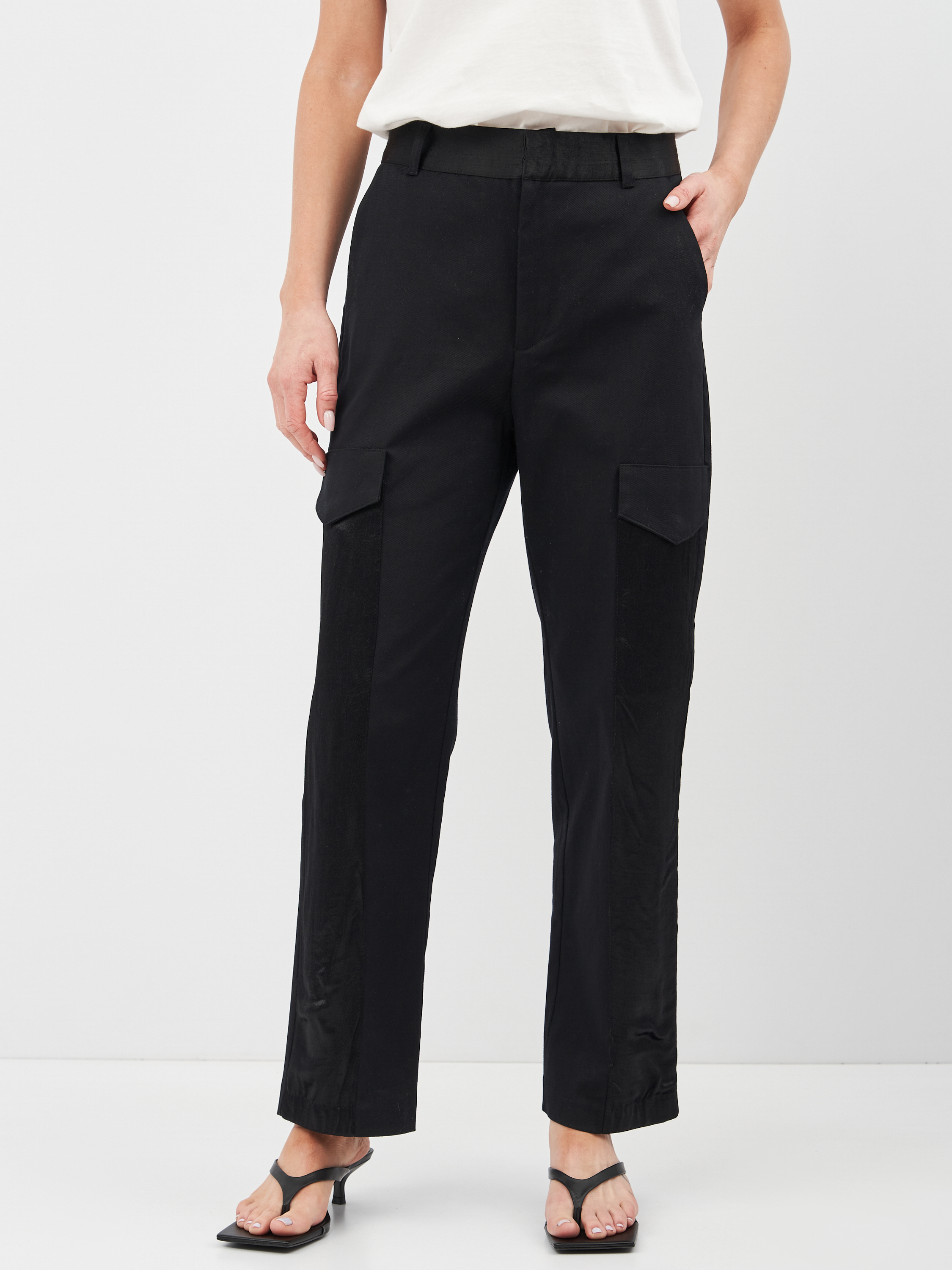 

Брюки Zara 04661261800 М Черные