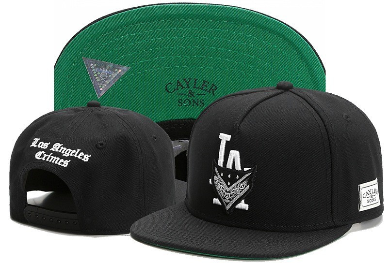 

Чоловіча бейсболка snapback SM053