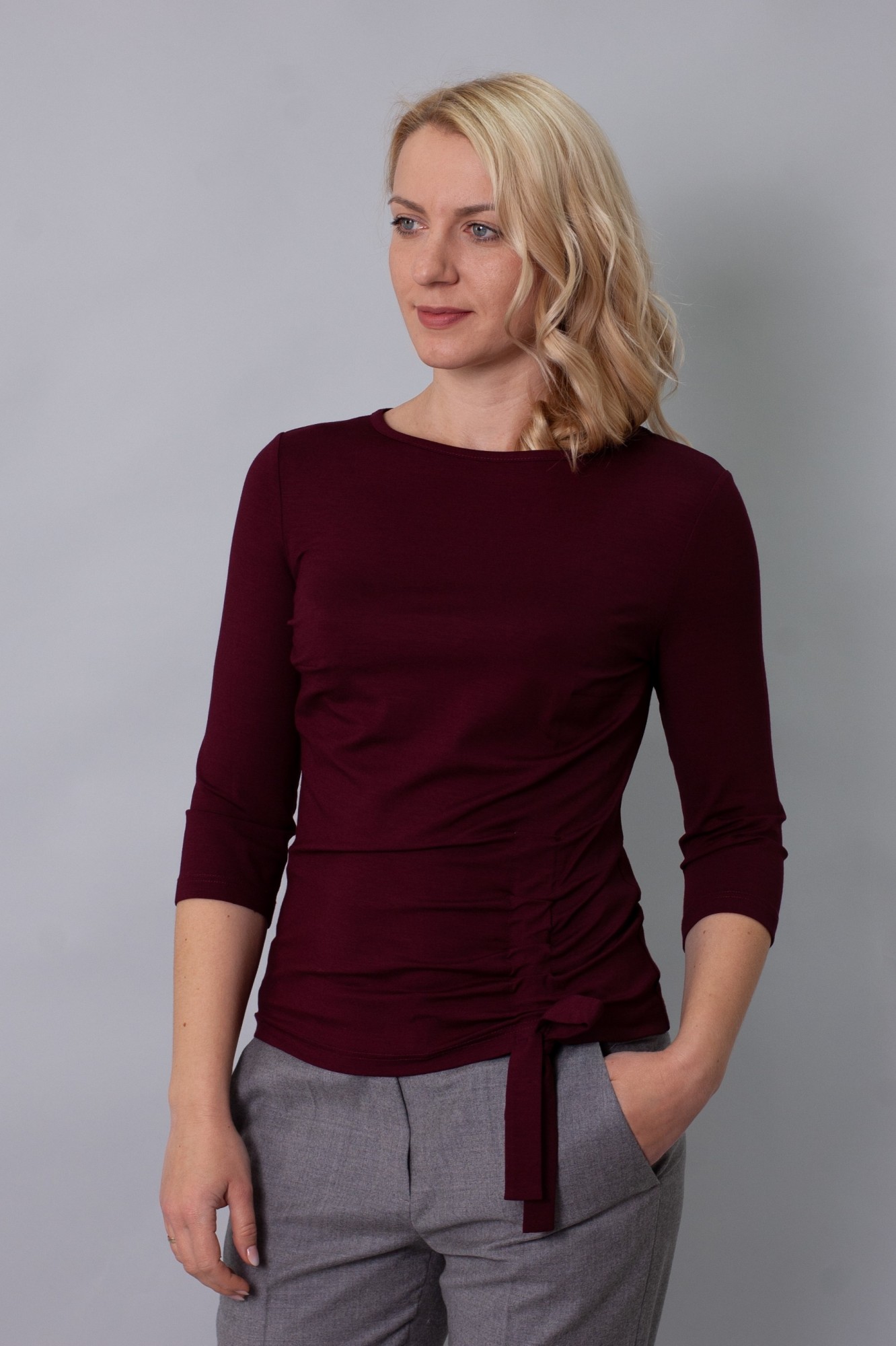 

Жіноча трикотажна блуза Stefanie L T177 бордова 38р (Т176з38)