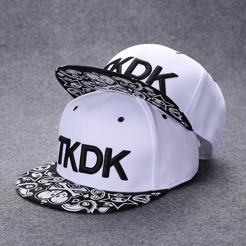 

Чоловіча бейсболка snapback SM033