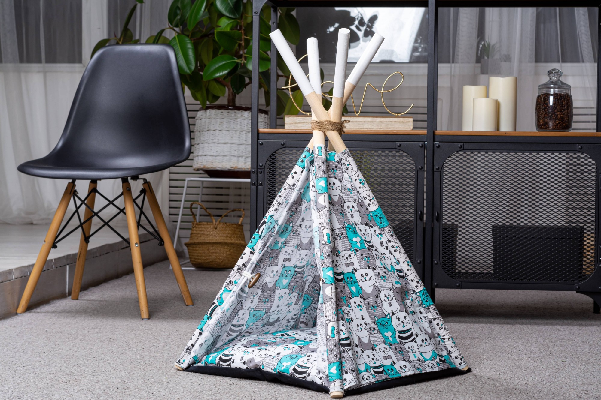 

Домик для кошек и собак Pets Lounge Wigwam, модель 1