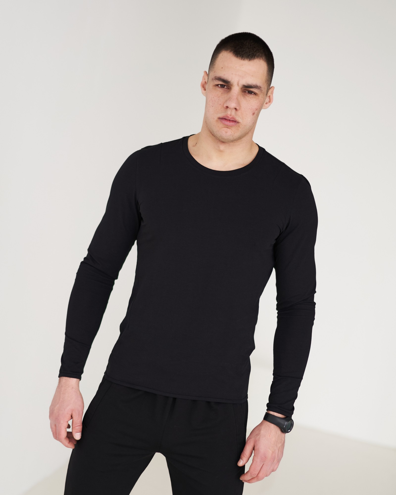 

Базовый мужской лонгслив GR8 active wear модель LS-черный размер, Базовый мужской лонгслив GR8 active wear модель LS-черный размер L