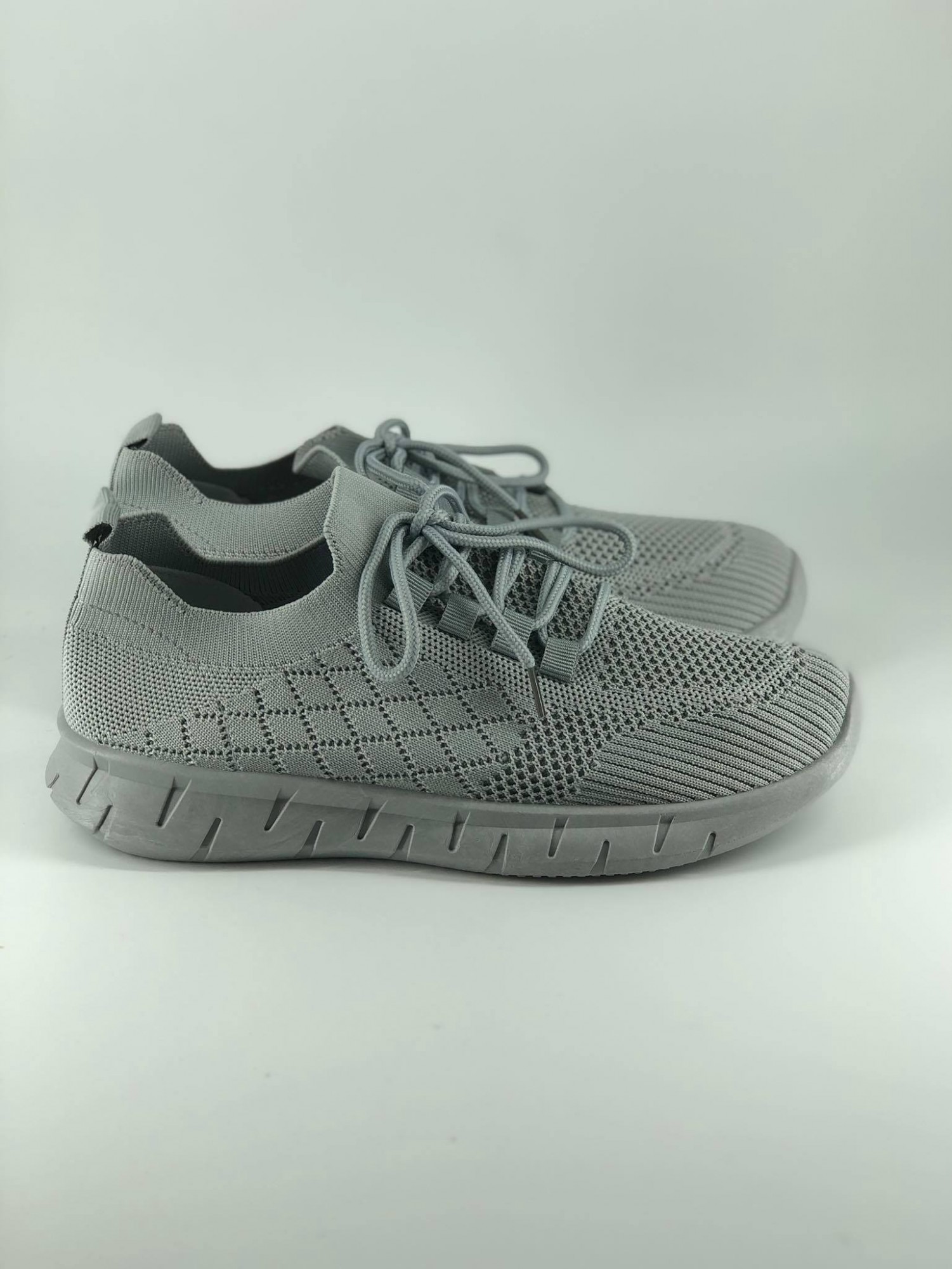 

Женские кроссовки Navigator 2115-13 текстиль 37 р. 24 см серые