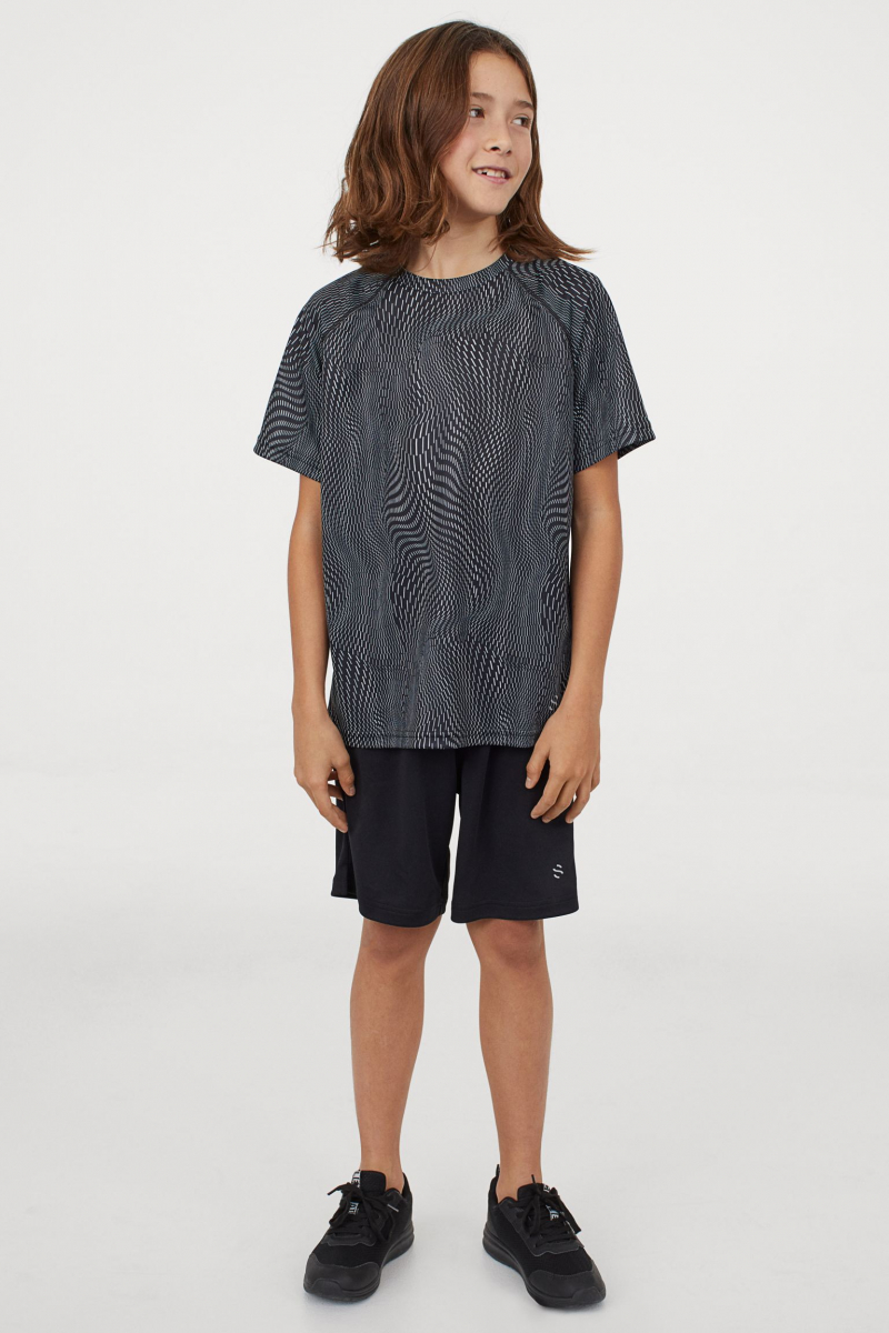 

Шорты H&M 0516900013 110-116 СМ Черный 64585