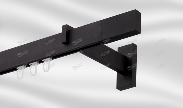 

Карниз одинарный Square Line 240 см. Чёрный Финал Квадро