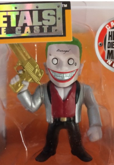 

DC Comics Фигурка металлическая Joker Boss Джокер Босс 6 см