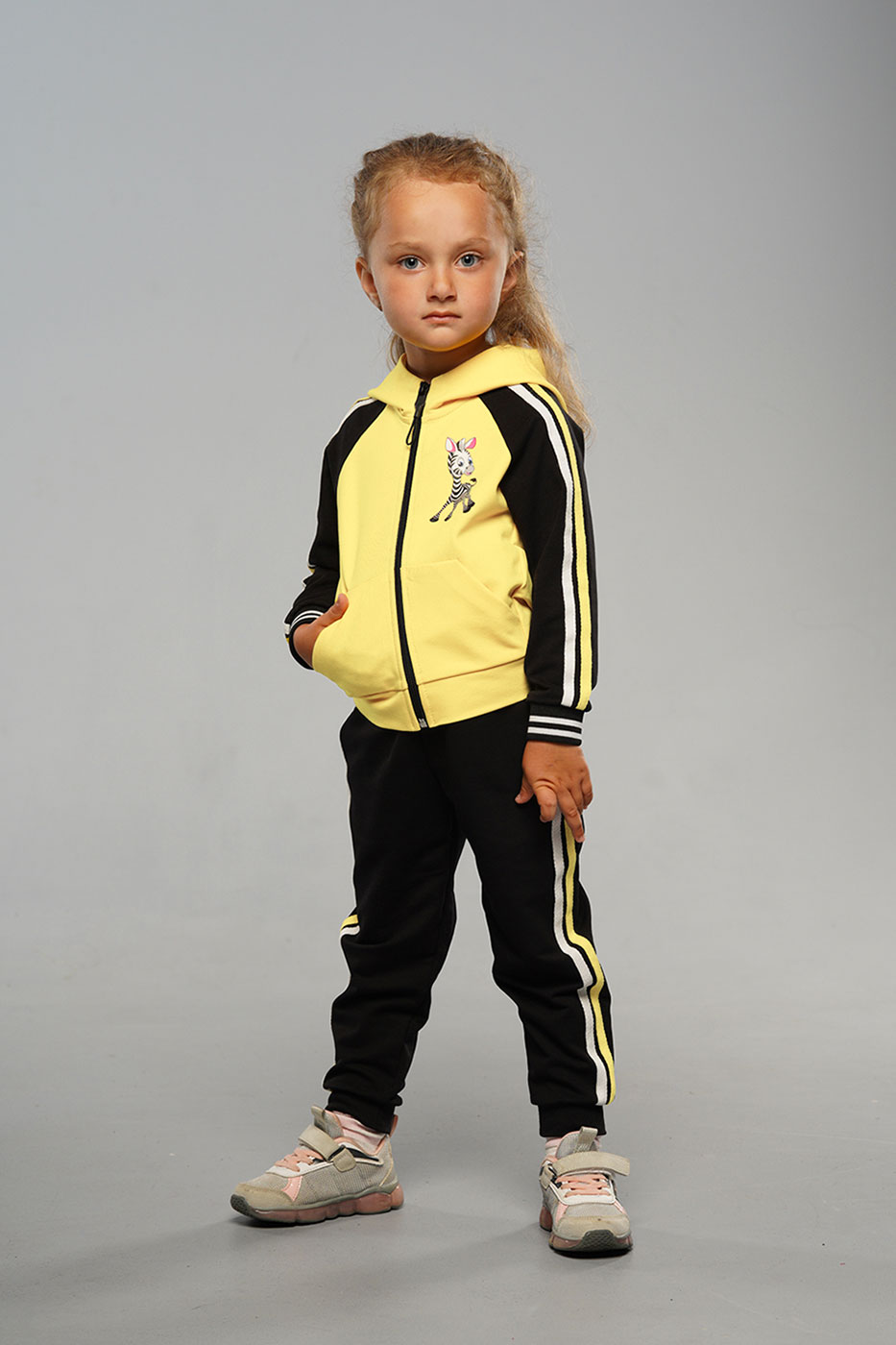 

Спортивный костюм Tiaren Sendy Zebra 116 см Светло-желтый