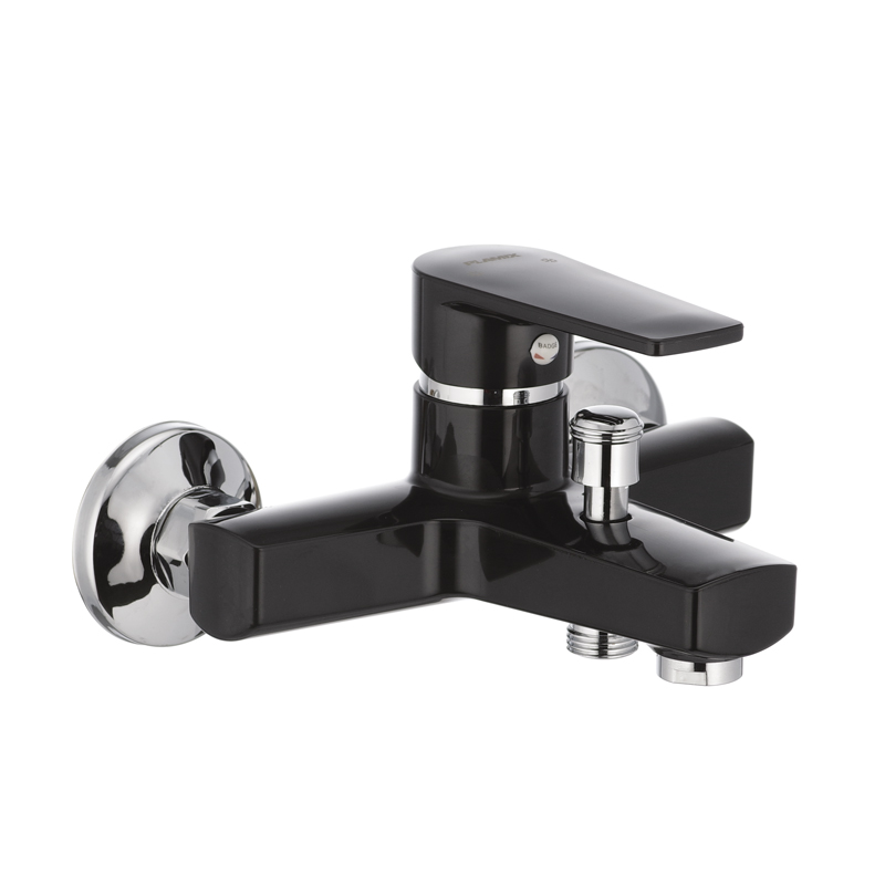 

Смеситель для ванны PLAMIX Oscar-009 черный