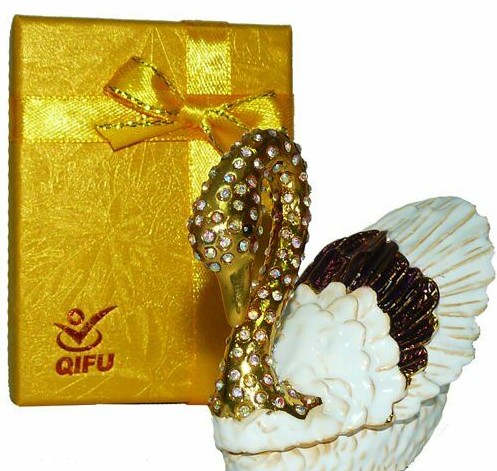 

Шкатулка ювелирная OIFU Лебедь с инкрустацией из камня