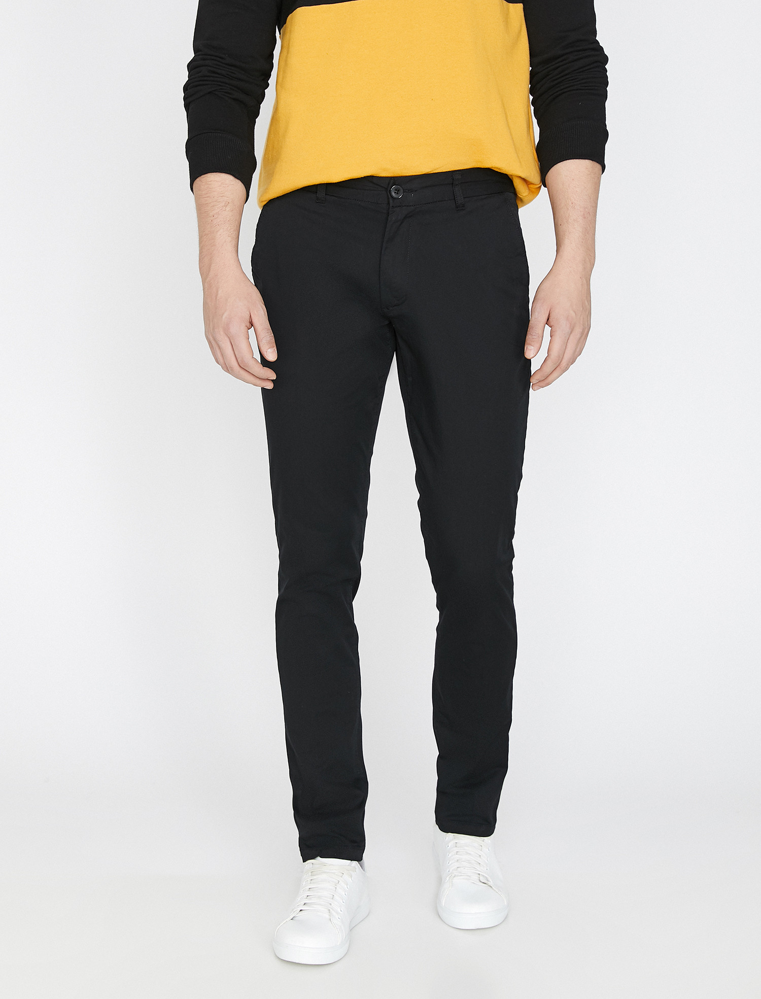 

Брюки Koton 9YAM42600BW-999 30-34 Black
