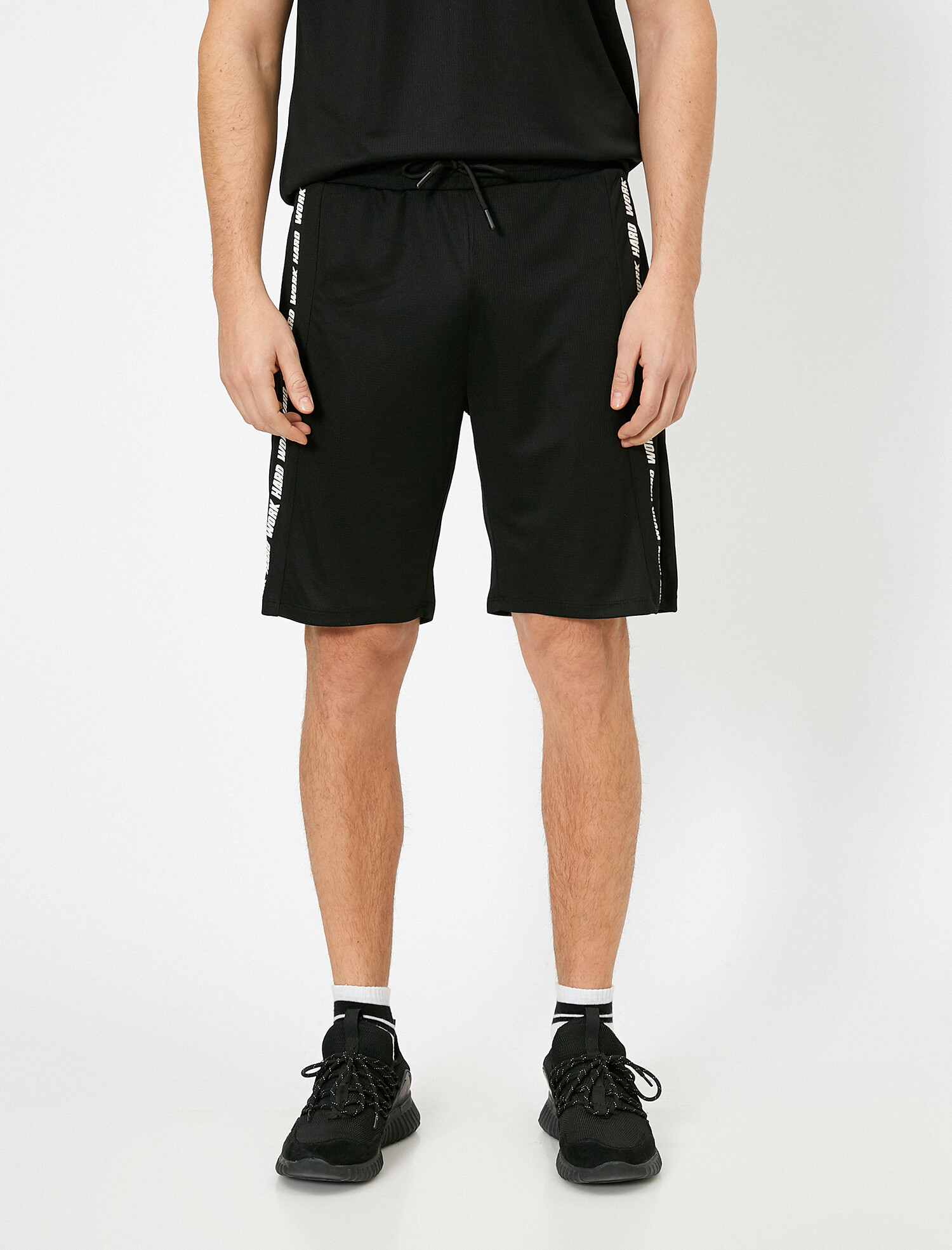 

Шорты Koton 0YAM01180NK-999 S Black