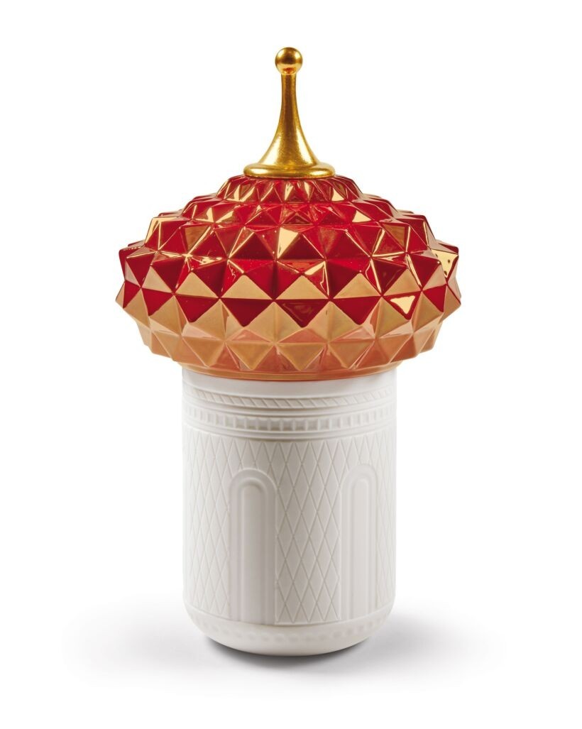 

Свеча Lladro South tower rose 285g