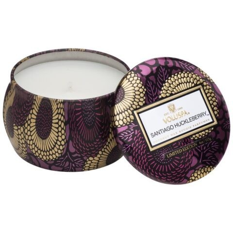 

Ароматическая свеча VOLUSPA Japonica Santiago Huckleberry 115g