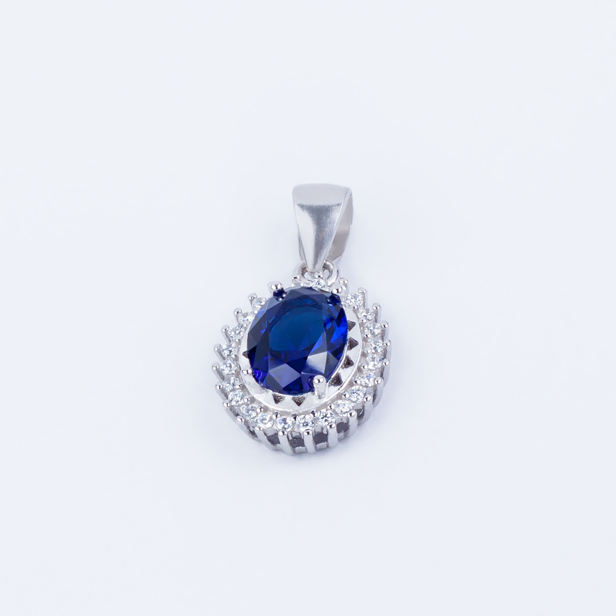 

Підвіска TOP Silver 2,45 г 9540117с