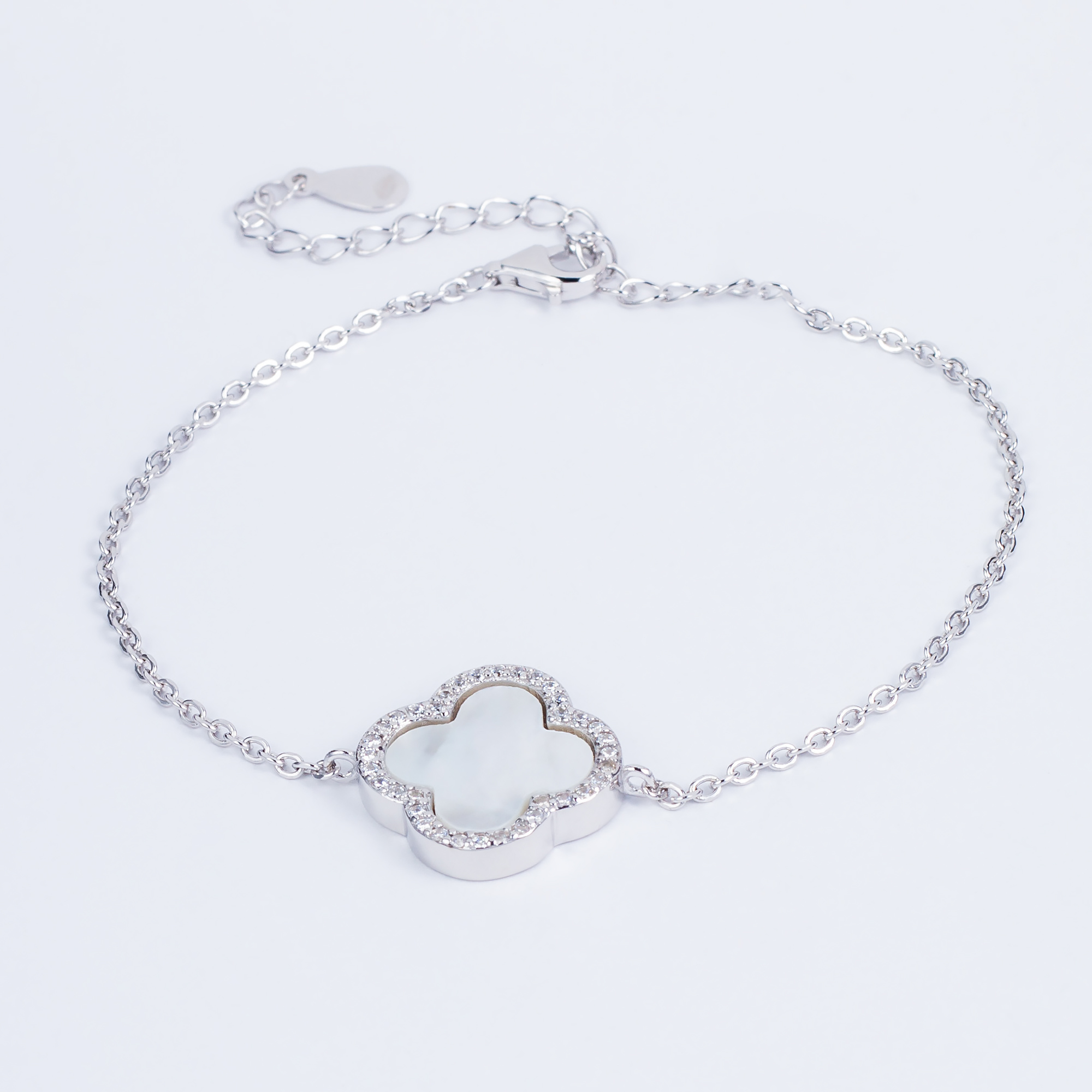 

Браслет TOP Silver размер 15,0 3,93 г 9550085б