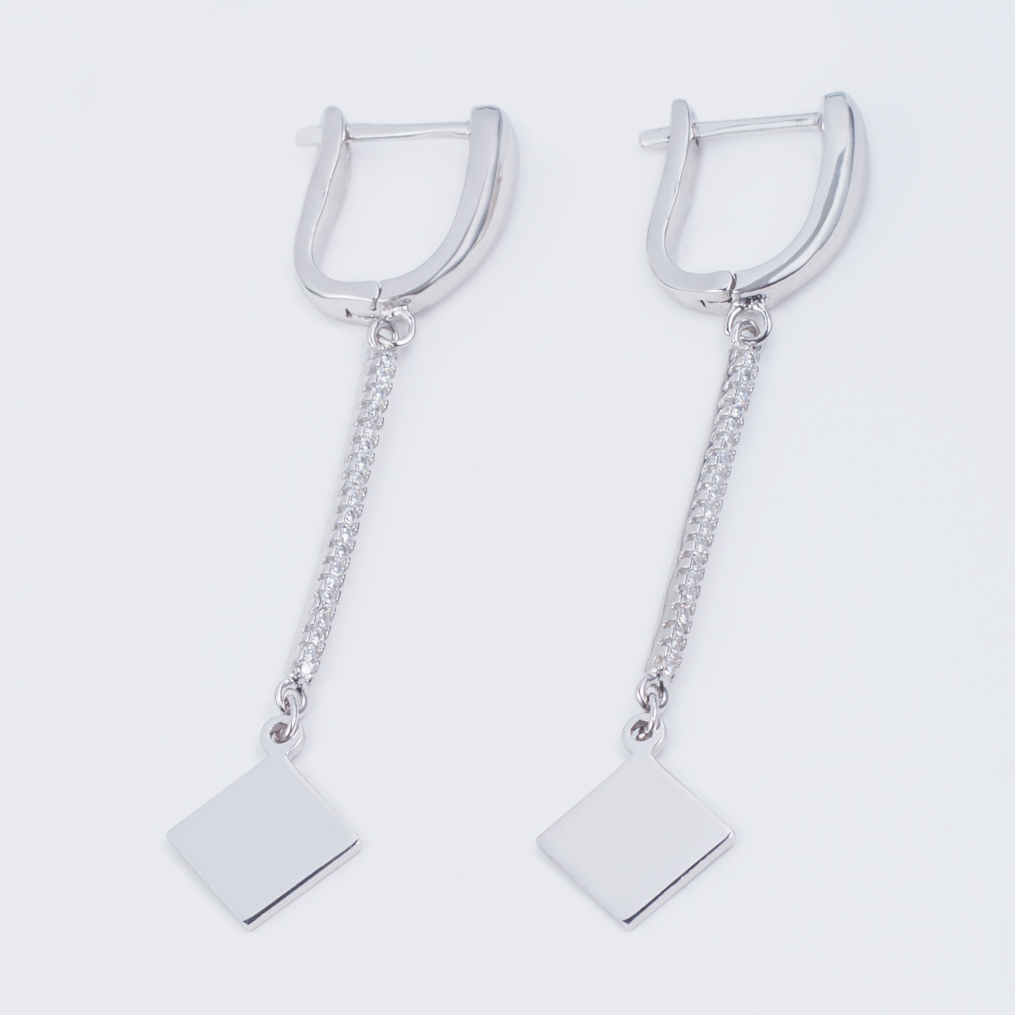 

Сережки TOP Silver 3,57 г 520275б