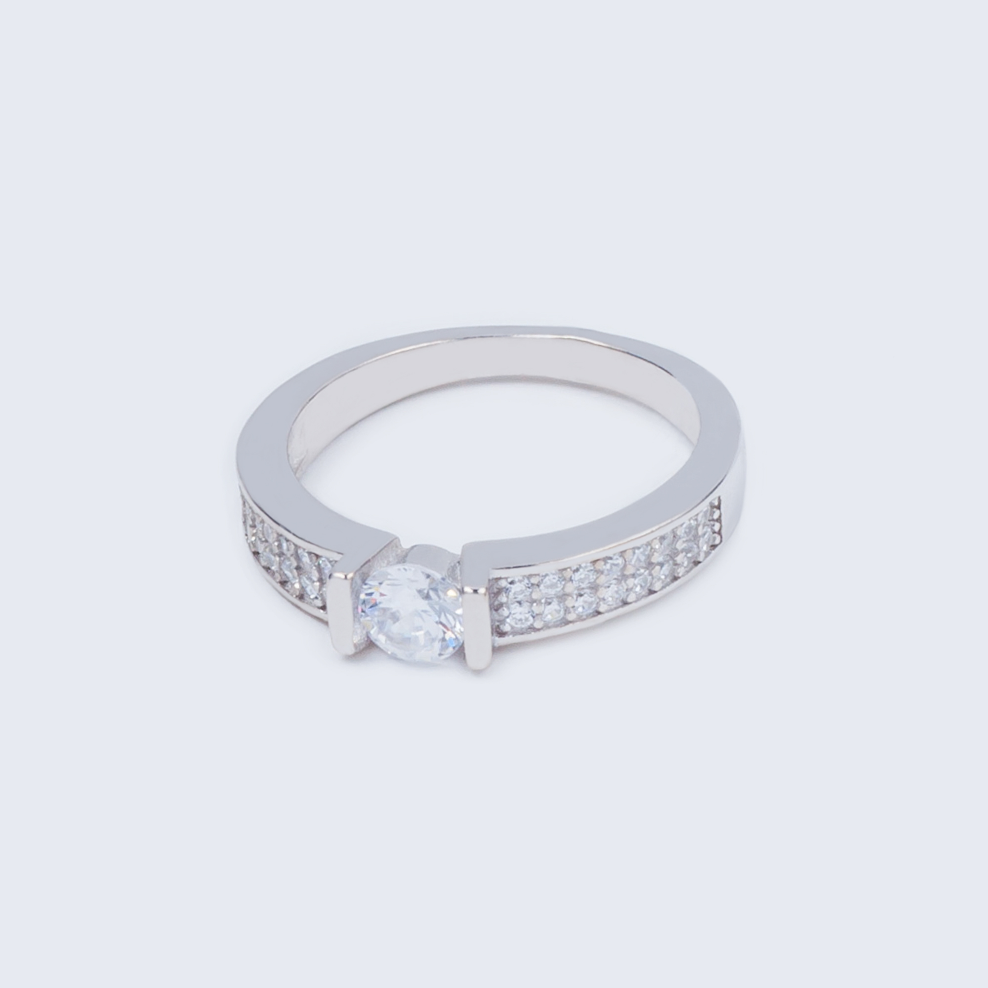 

Каблучка TOP Silver розмір 18,0 2,61 г