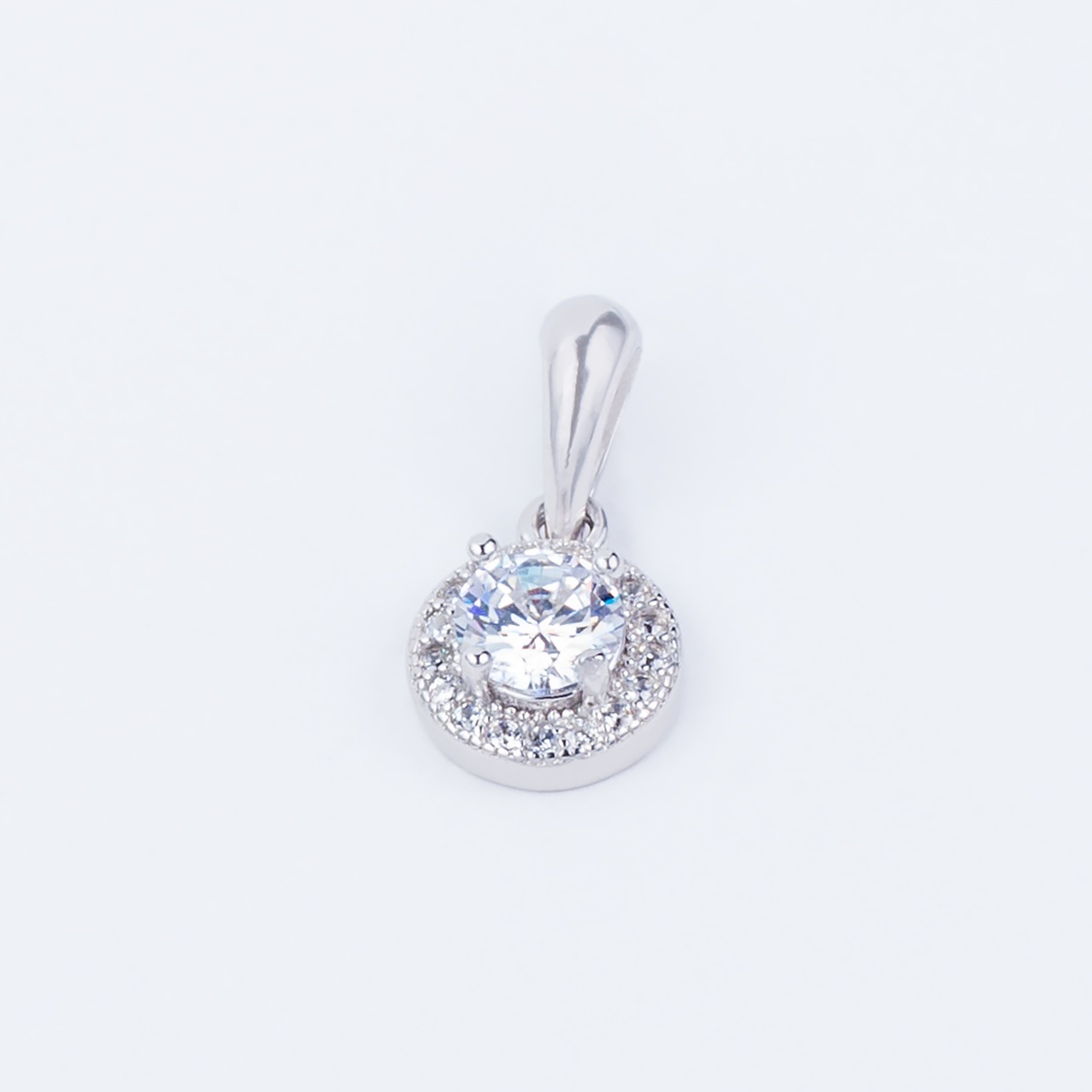 

Підвіска TOP Silver 1,35 г 9540099б